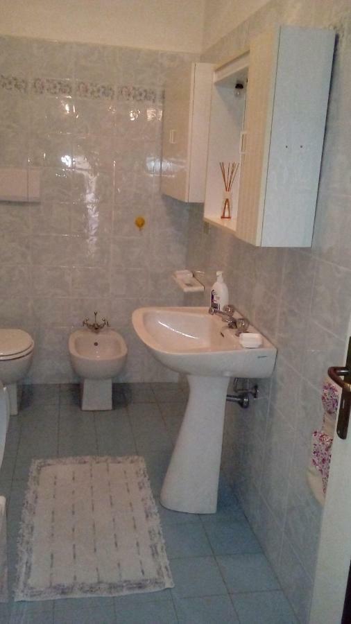 דירות מונליה Casa Massimo מראה חיצוני תמונה